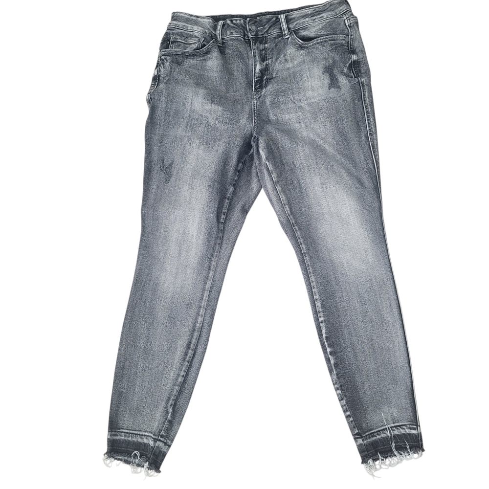 Judy Blue Distressed Gray Ankle Jeans